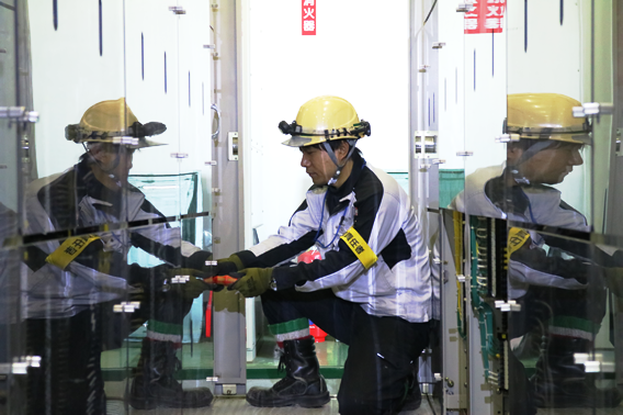 変電所制御装置